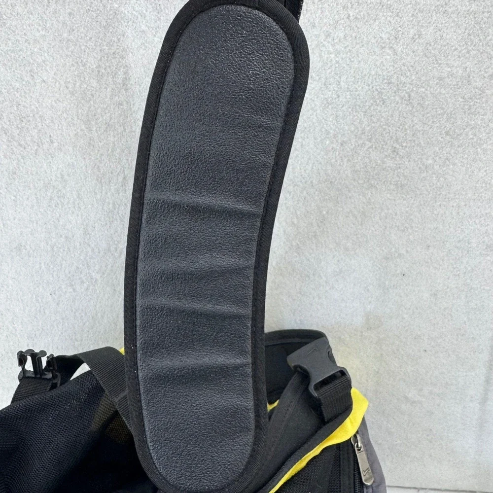 VTG Nike‎ Gym Bag Black Yellow Gray Duffel Travel School Sports Bag Retro Swoosh